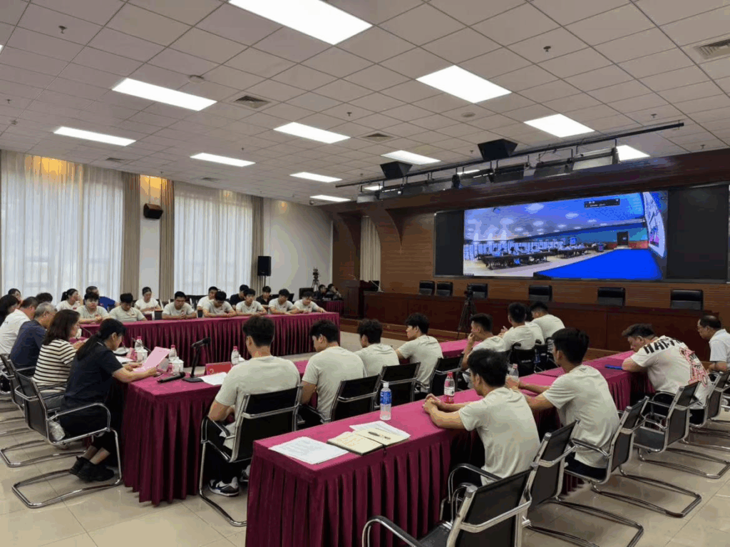 备战米兰冬残奥会国家残疾人冰上项目集训动员会在体管中心召开